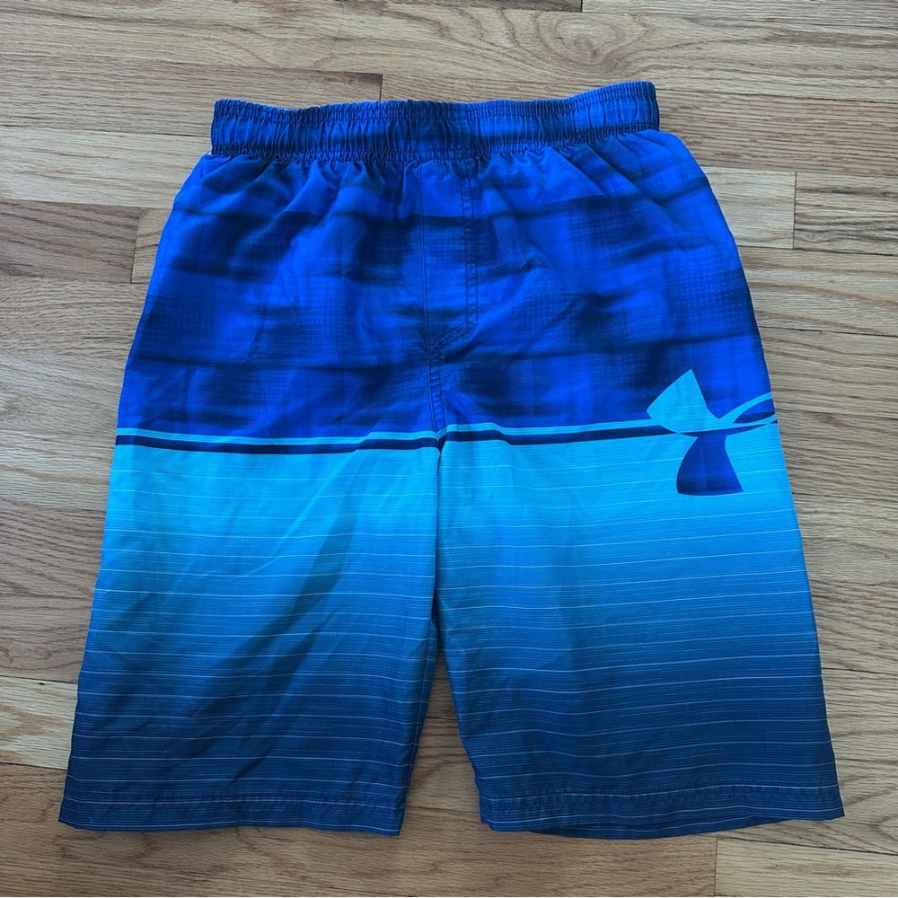 Under Armour Swim Trunks Blue size large